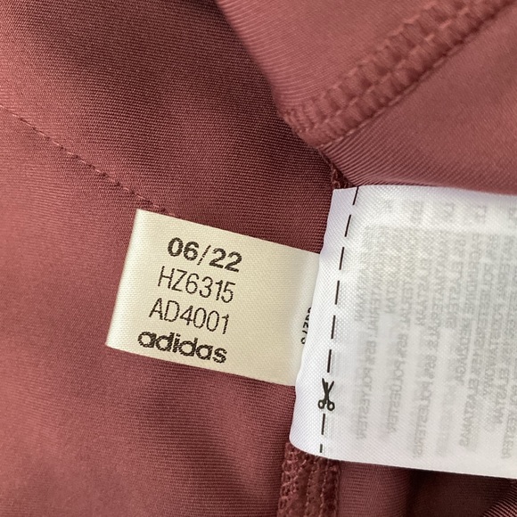 Adidas high rise joggers! Sweatpants! Brand Logo! Size Small - Picture 12 of 17